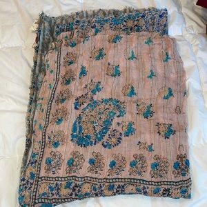 Anthropologie scarf new with tags on
